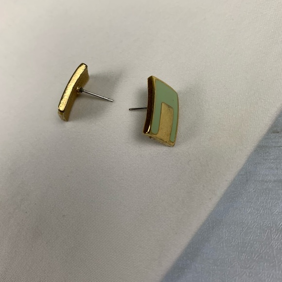 Vintage Green Enamel Gold Rectangle Stud Earrings - Picture 7 of 11